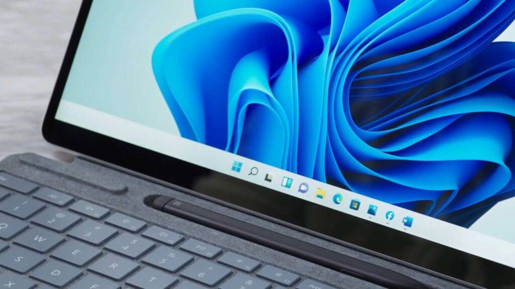 Windows 11 Taskbar 为何没有秒数显示？微软这样解说！
