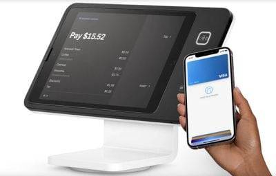 新的方形支架将 iPad 与内置的 Apple Pay 和信用卡读卡器相结合