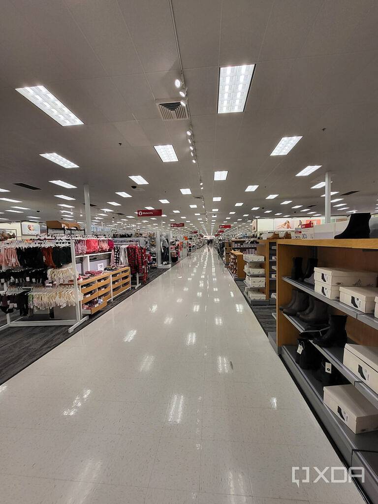 S21-FE-wide-camera-1-768x1024-1