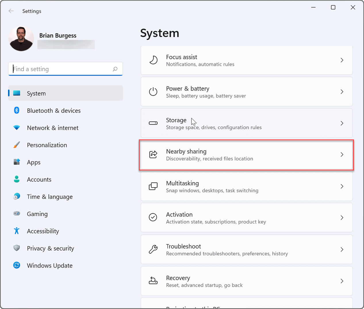 如何在 Windows 11 上使用附近共享