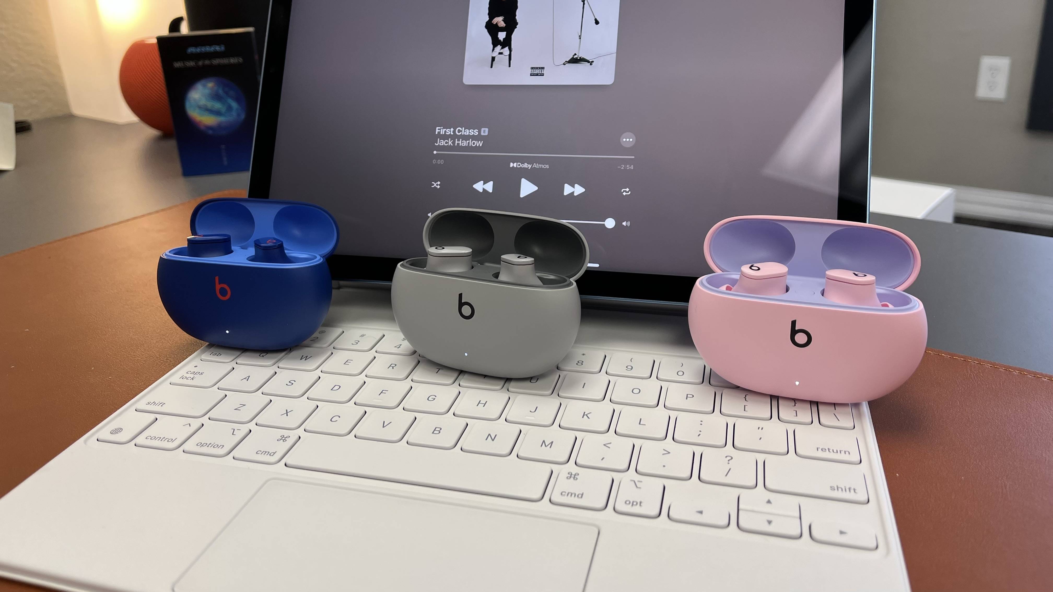 Studio Buds 迄今为止“最畅销”的 Beats 产品，现已推出三种新颜色