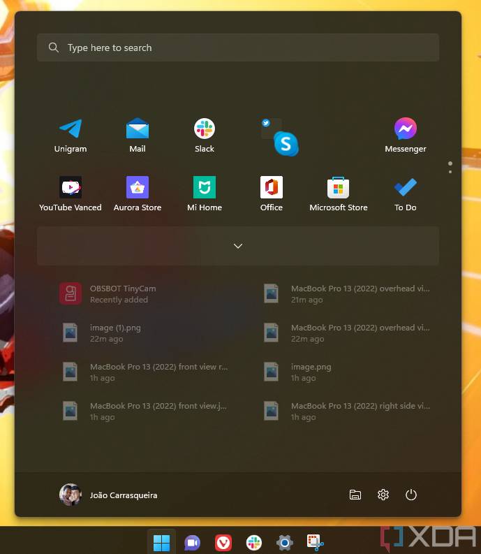 Dragging-an-app-icon-over-another-to-create-a-folder-in-the-Windows-11-Start-menu-1