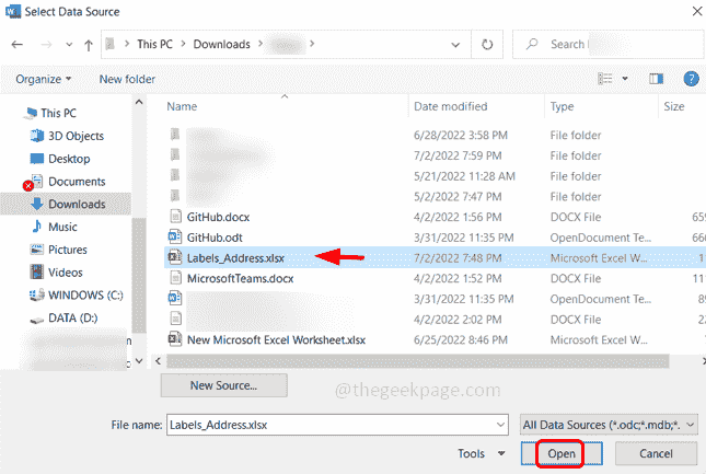 在Microsoft Word中如何使用Avery模板创建和打印地址标签