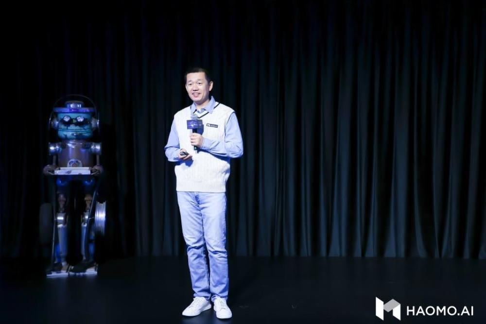 MANA OASIS加持,毫末算力极致优化,训练成本降低100倍