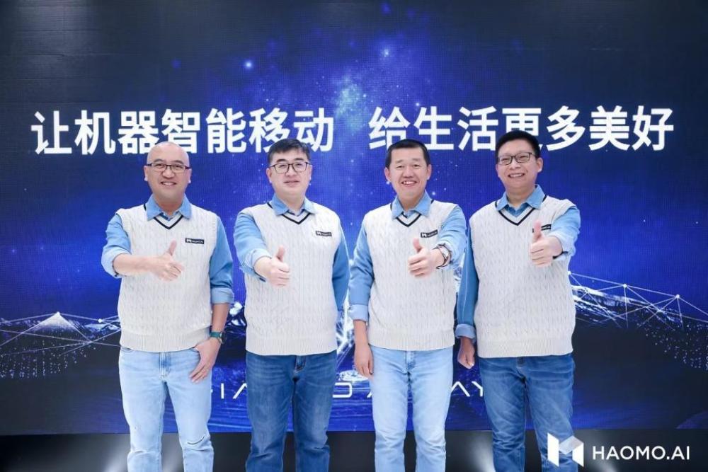 MANA OASIS加持,毫末算力极致优化,训练成本降低100倍