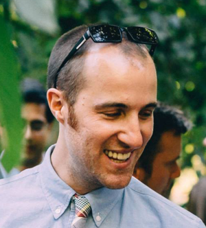 探索物理原理对现代人工智能艺术的启示，展望生成式人工智能的未来潜力