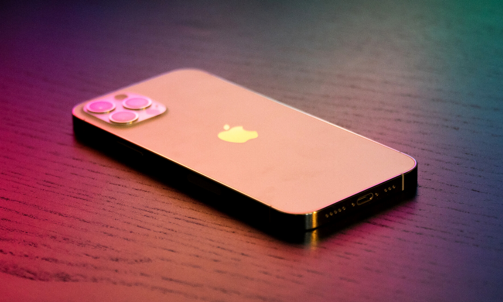 idrop-1000x600-neon-iphone