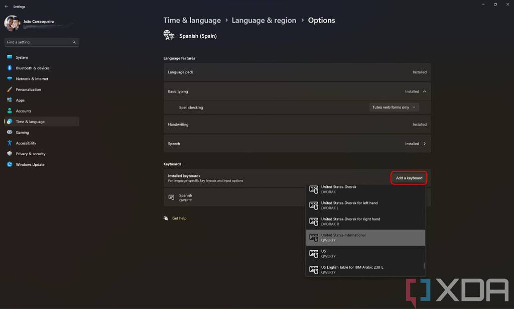 如何在 Windows 11 上安装新的语言包。