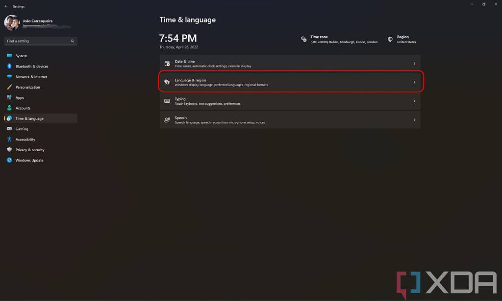 如何在 Windows 11 上安装新的语言包。