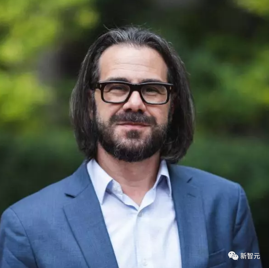 大学教授「偷用」ChatGPT帮学生写推荐信！成功斩获剑桥奖学金