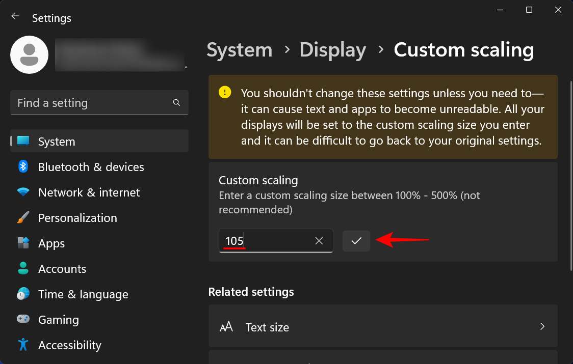 如何在 Windows 11 上缩小图标