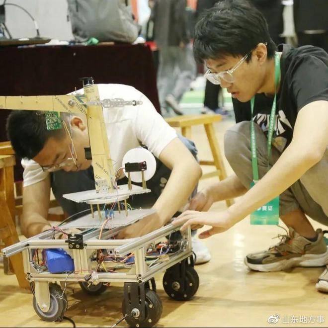 2023睿抗机器人开发者大赛山东省赛在潍坊科技学院举行