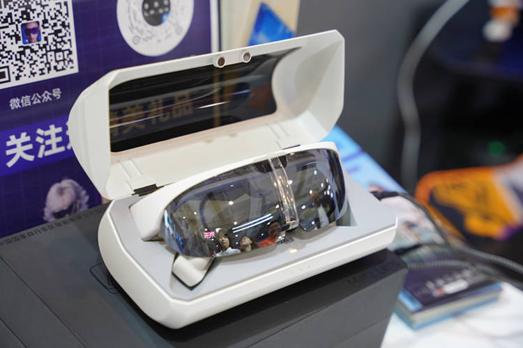 李未可AR眼镜,让运动一“镜”到底