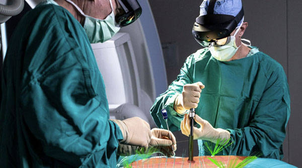 Novarad HoloLens AR手术导航系统VisAR获印尼FDA批准