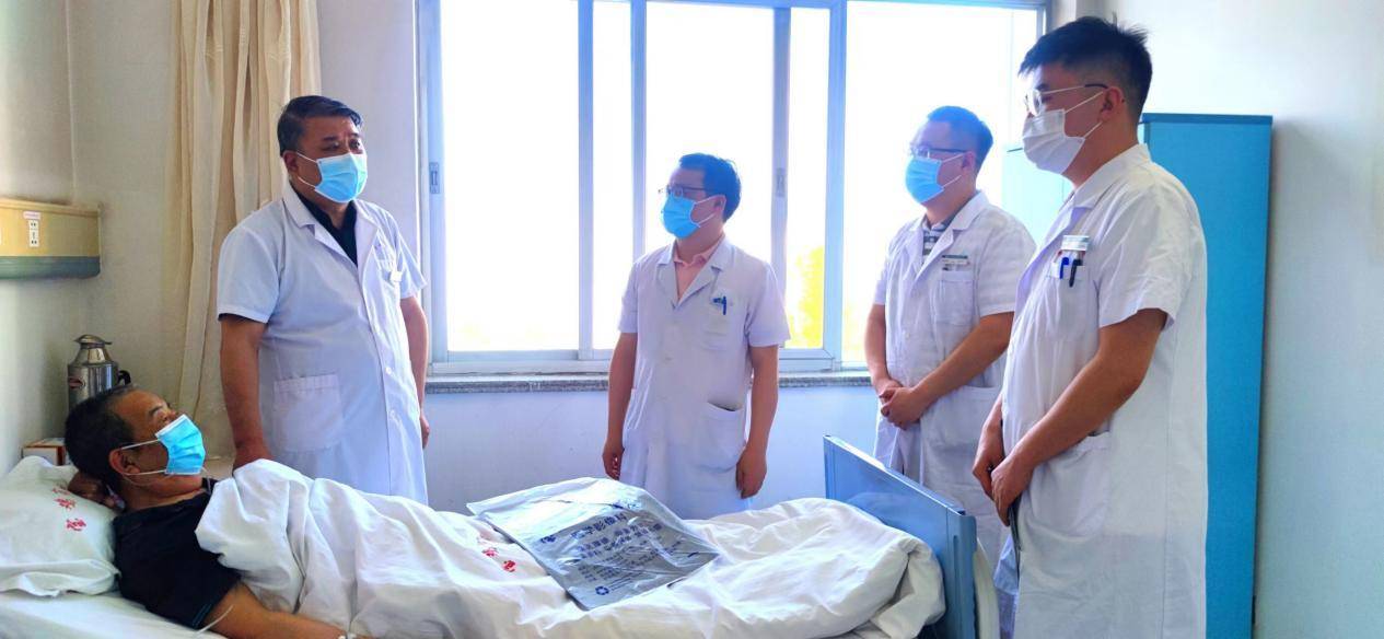 宝鸡市中心医院：机器人手术让患者重见曙光