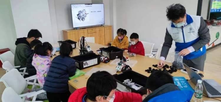 木工制作、机器人搭建…这些活动等你来报名~