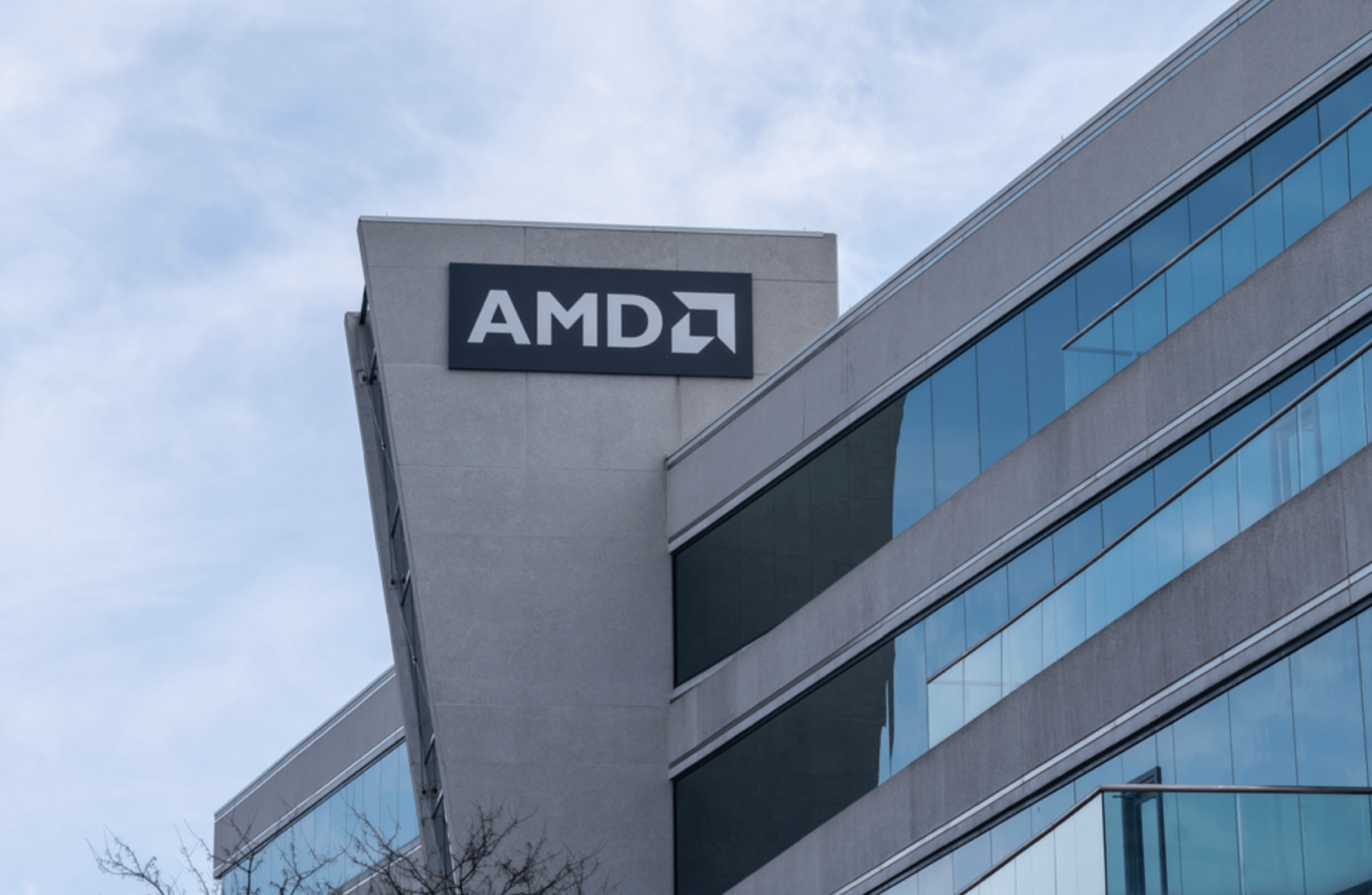 老黄在AI领域疯狂敛财,但AMD同样潜力巨大:比想象高数倍