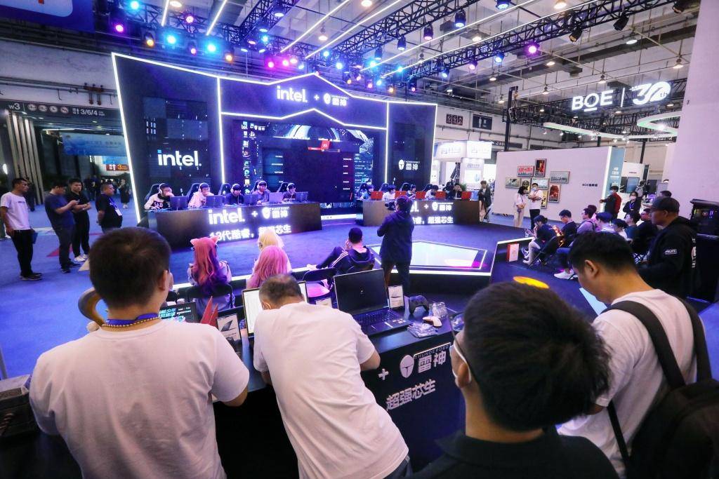 抢占元宇宙先机,塑造实体产业发展!青岛打造国内领先、国际先进的虚拟现实产业高地