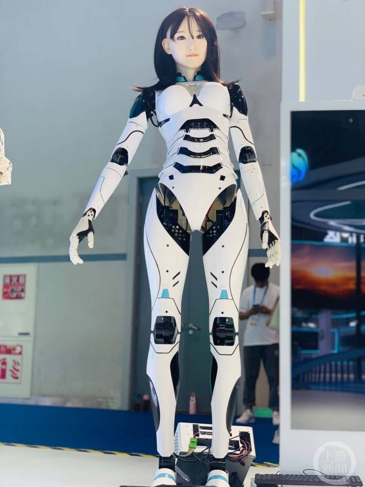 第五届西洽会|高仿人机器人、“火箭”……已“就位”