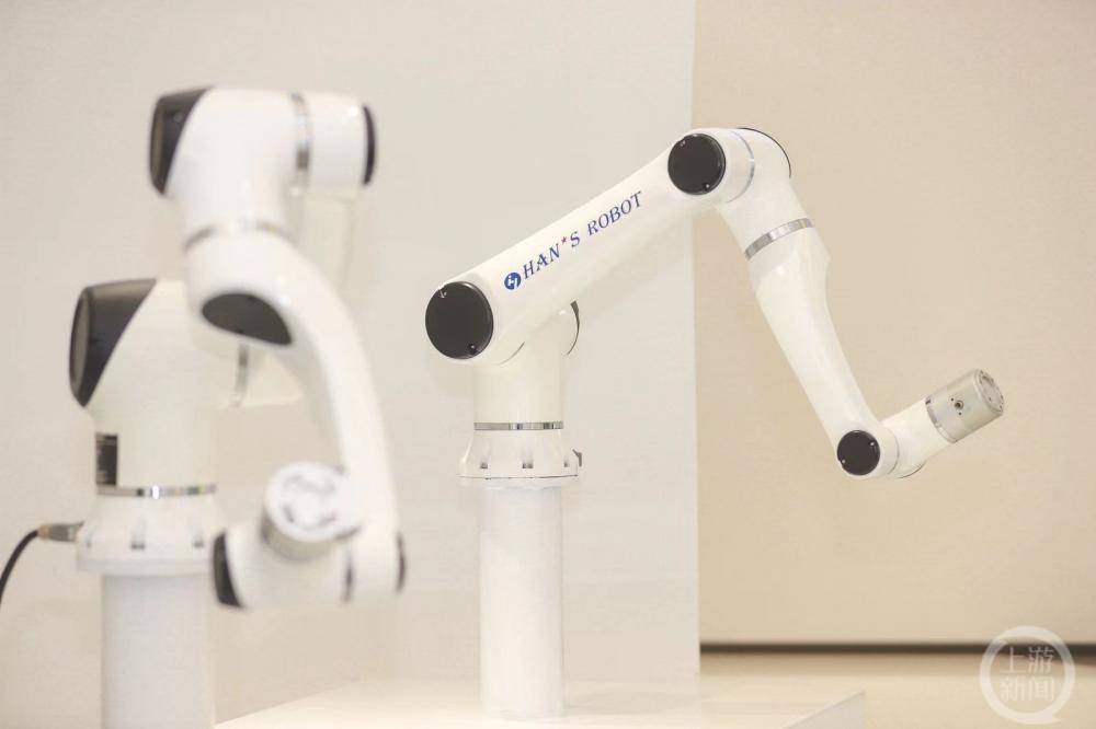 佛山村级工业园涅槃重生:机器人智造城里上下楼就是上下游,产业园就是产业链