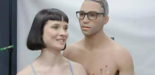 男友机器人问世，女性体验后却嫌弃男友？专家：情感是无法给与的