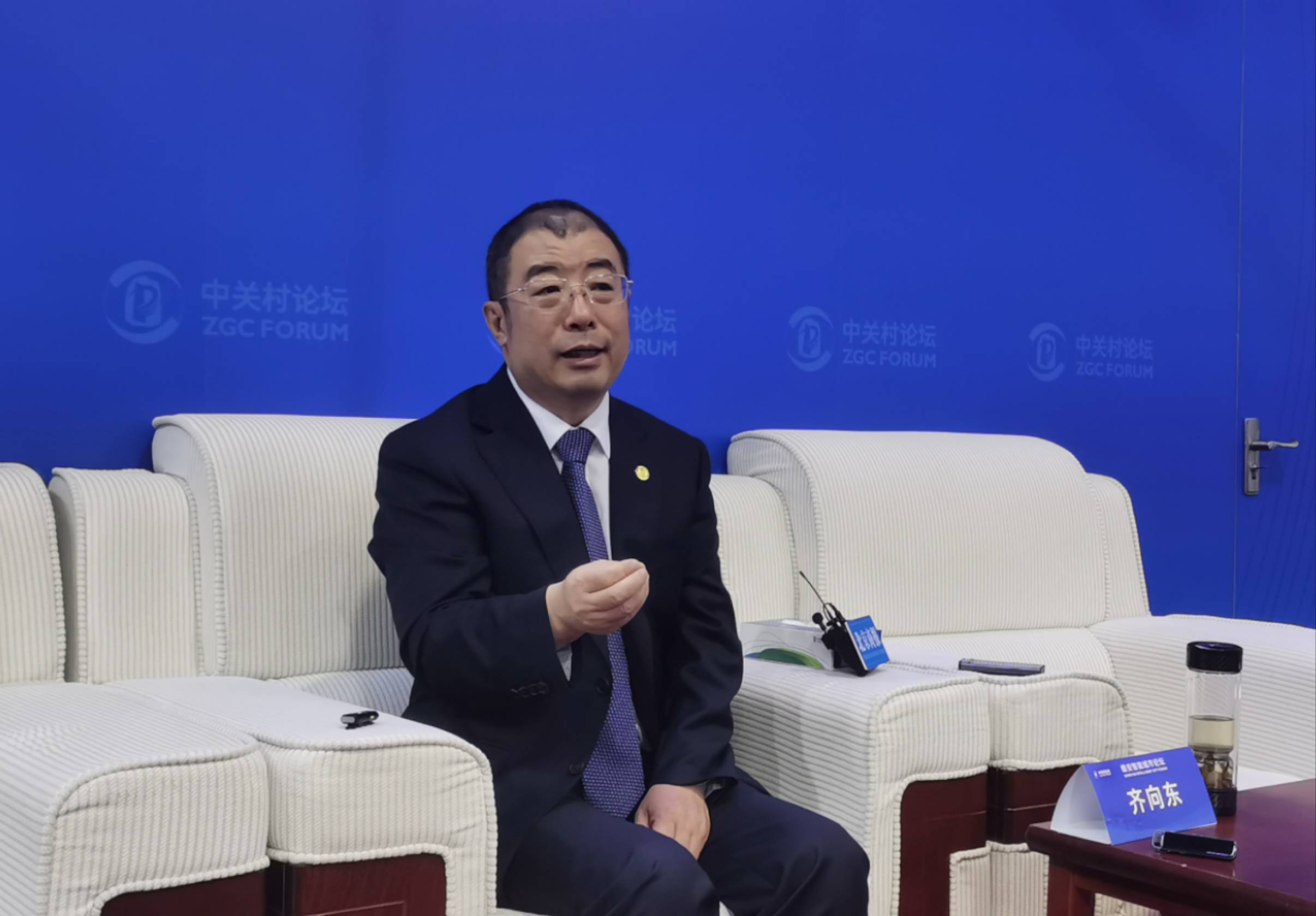 齐向东:数据安全网络安全密不可分 相信未来安全不会拖AI后腿