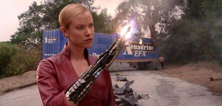 《绝密飞行》真实上演,美空军训练AI无人机,它却违令杀死操作员