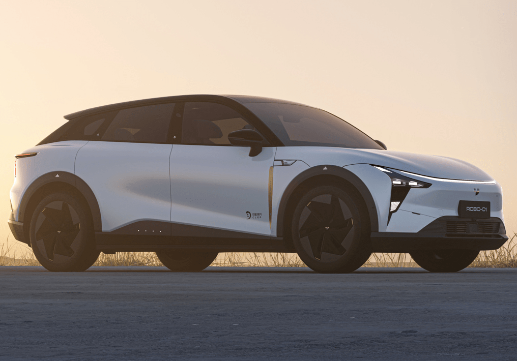 AI时代汹汹来袭，“汽车机器人”真能实现吗？｜DA探店