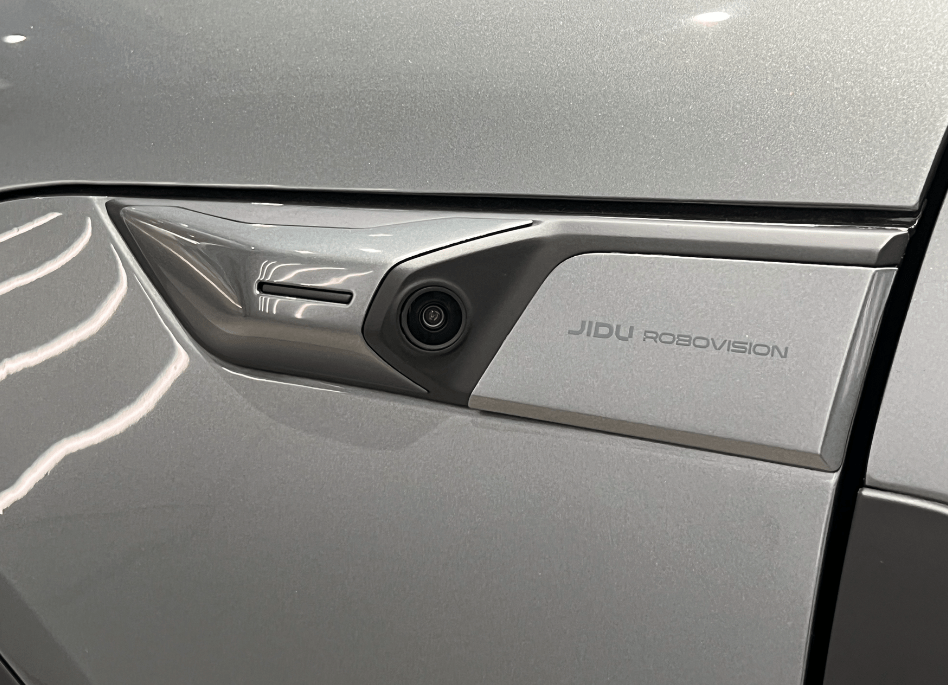 AI时代汹汹来袭，“汽车机器人”真能实现吗？｜DA探店