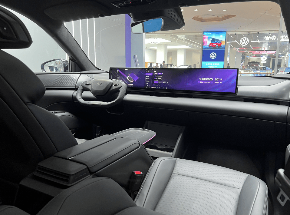 AI时代汹汹来袭，“汽车机器人”真能实现吗？｜DA探店