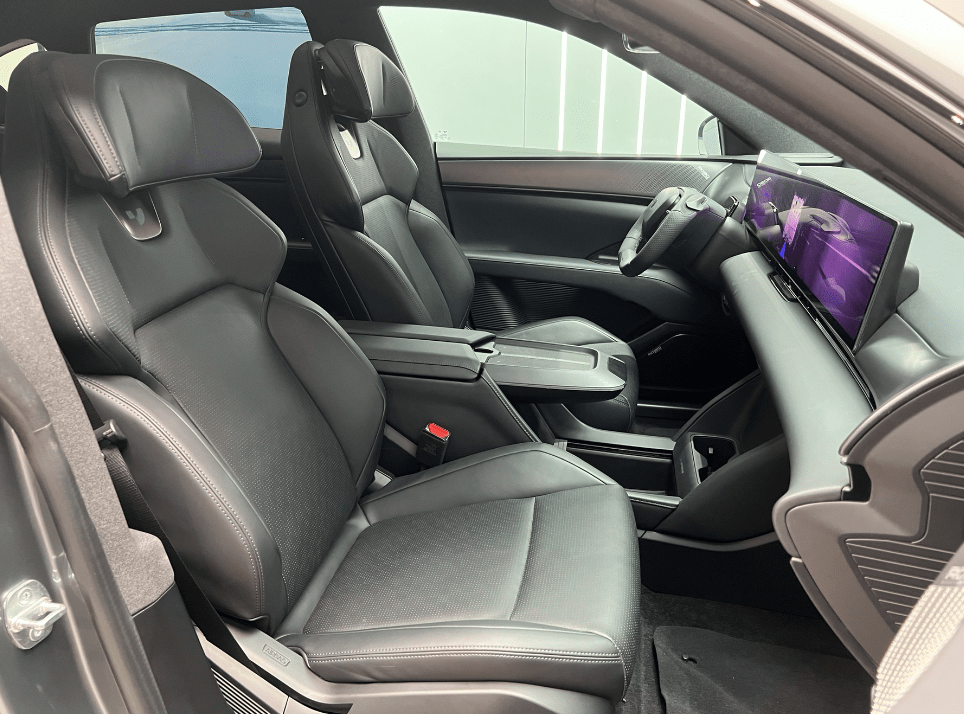 AI时代汹汹来袭，“汽车机器人”真能实现吗？｜DA探店