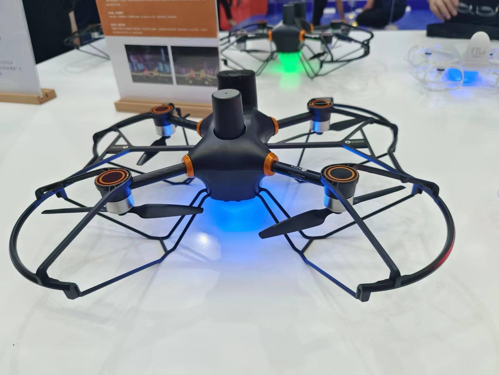 演唱会一票难求，无人机表演也爆发！按架次收费，厂商15分钟入账数十万