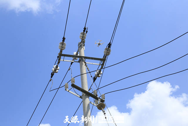 数字赋能 解放双手——南方电网贵定供电局无人机自主巡检首飞成功!