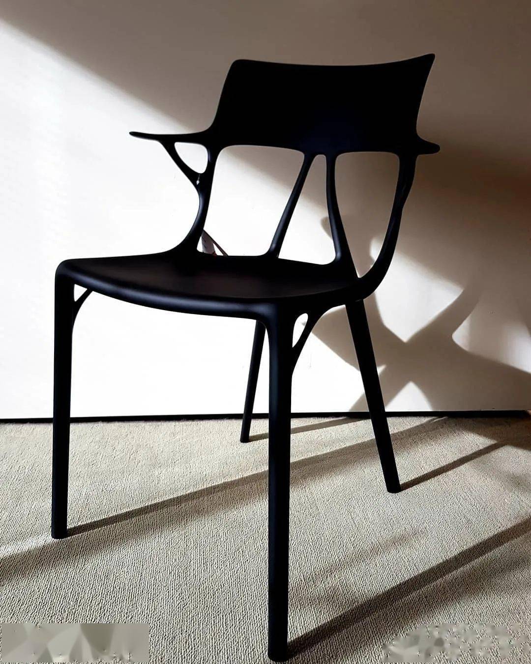 “AI设计的椅子”真的可以买了？用最少的材料，造最耐用的椅子！网友：论省钱，还得是AI！