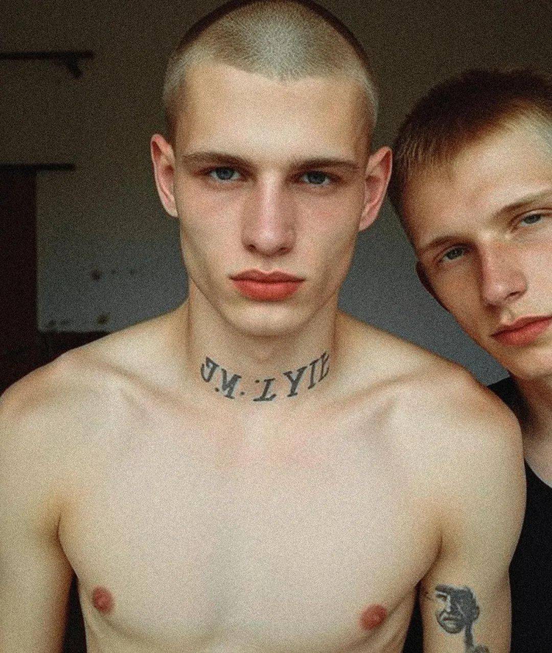 天呐,这些都是 AI 生成的男模特!