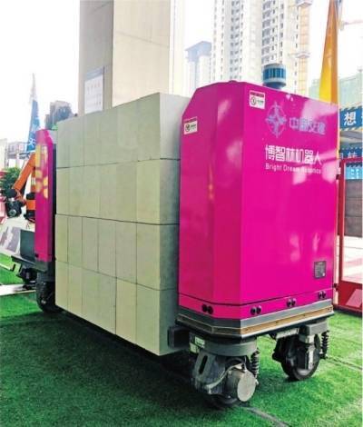 多款建筑机器人在工地上大显身手