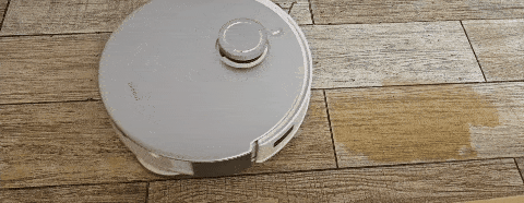 花16000元买四款扫拖机器人!科沃斯追觅石头小米谁能笑到最后?