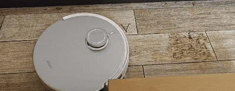 花16000元买四款扫拖机器人!科沃斯追觅石头小米谁能笑到最后?