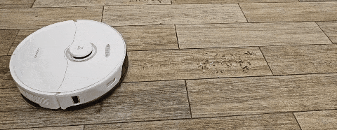 花16000元买四款扫拖机器人!科沃斯追觅石头小米谁能笑到最后?