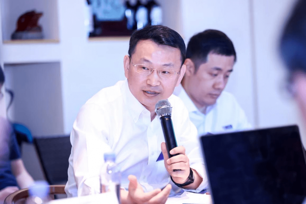 用友集团郭金铜:拥抱AI要重视软件与模型