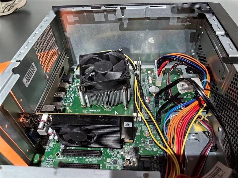 真正的国产显卡之光！摩尔线程国产GPU、AI与元宇宙多项进展深入解读