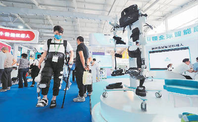 机器人加速融入生产生活