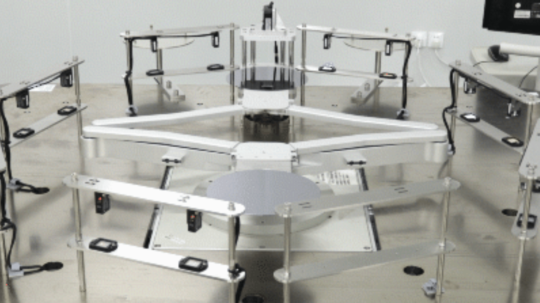 新松公司:跑出中国“机器人+”速度!【特种及多品类机器人篇】