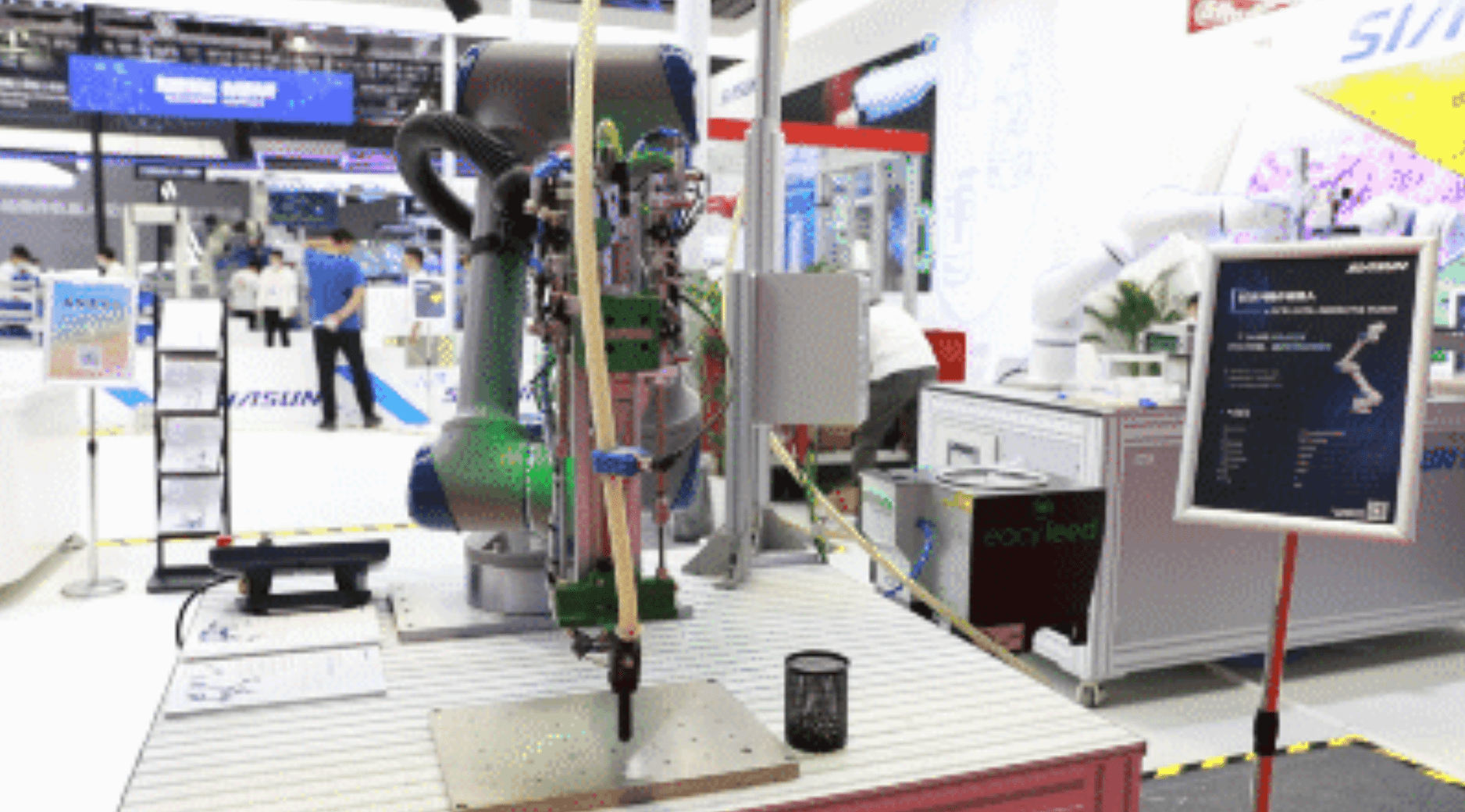 新松公司:跑出中国“机器人+”速度!【特种及多品类机器人篇】