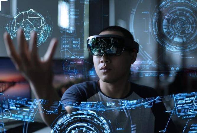 迈入下一代人机交互终端，微美全息XR技术积累+丰富内容产业提速明显