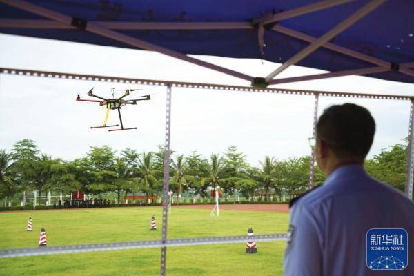 海南省公安机关警用无人机培训班结业并举行警航比武演练