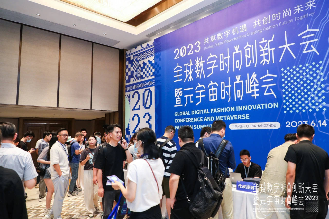 “元宇宙”上做样衣，这家公司正以前沿数字技术重塑时尚产业