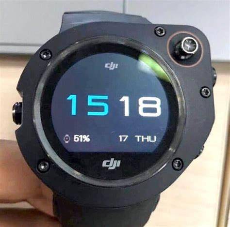 被砍的大疆DJI Watch智能手表原型机曝光，据称可体感控制无人机