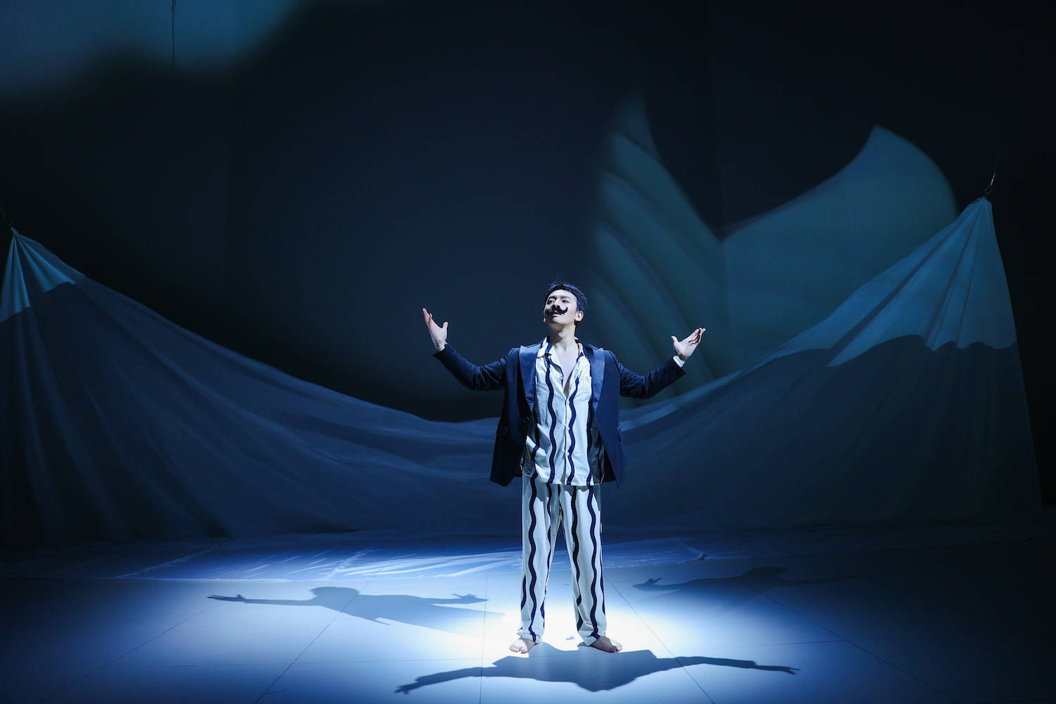 人工智能驱动艺术，打开达利的超现实想象