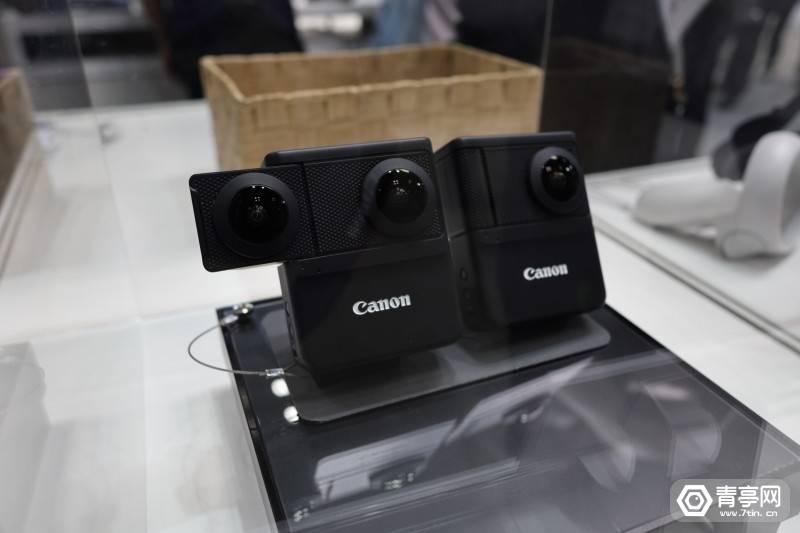 360°/180°双模式,佳能公布可折叠小体积的VR全景相机